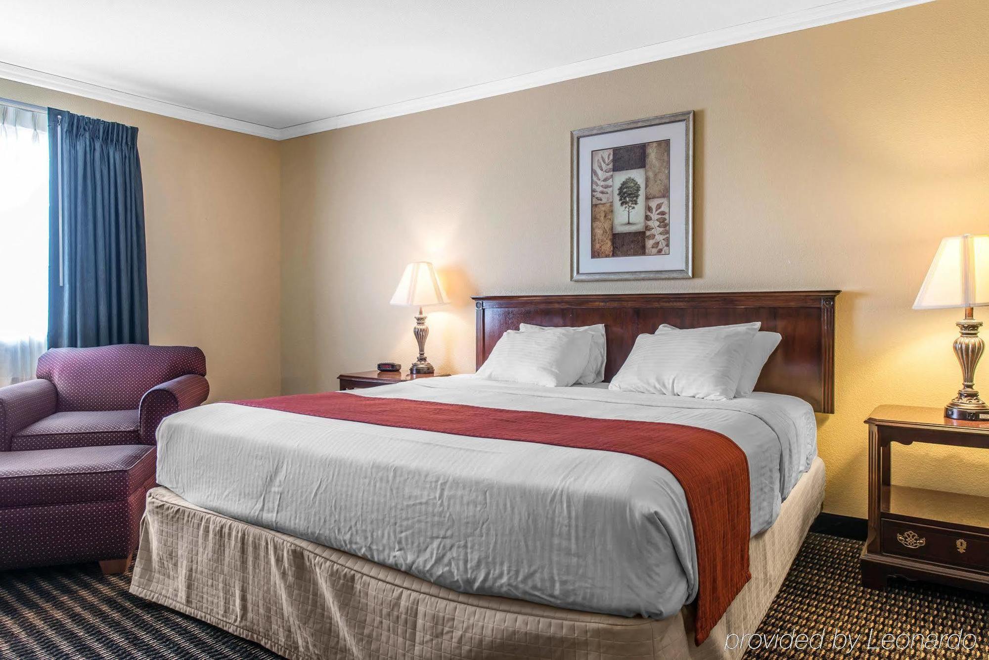 Travelodge By Wyndham Stratton Exterior foto